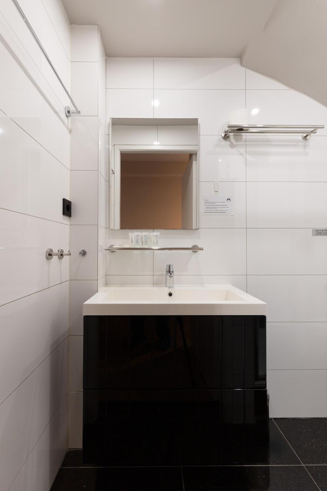 Midtown Hotel Twin Studio Amsterdam Bagian luar foto